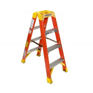 WERNER 4FT TWIN STEP FIBERGLASS LADDER T6204